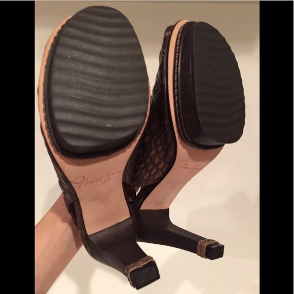 MaxAzria crocodile embossed slingback sandals 37.5 - Picture 6 of 7